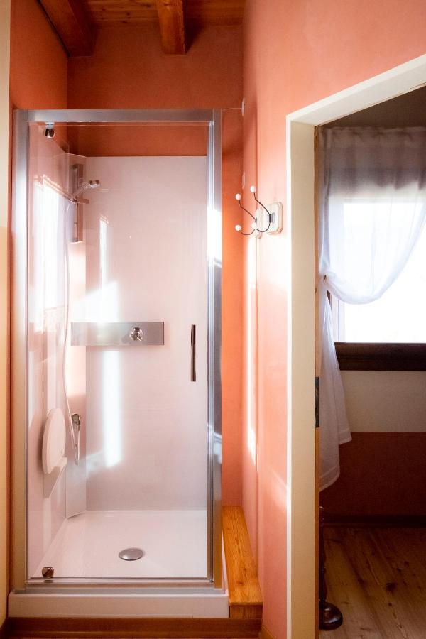 La Porta Accanto B&B San Vito di Leguzzano Exteriör bild